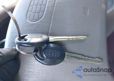 1995 Geo Prizm Lsi from USA, damaged, VIN 1Y1SK5264SZ078602